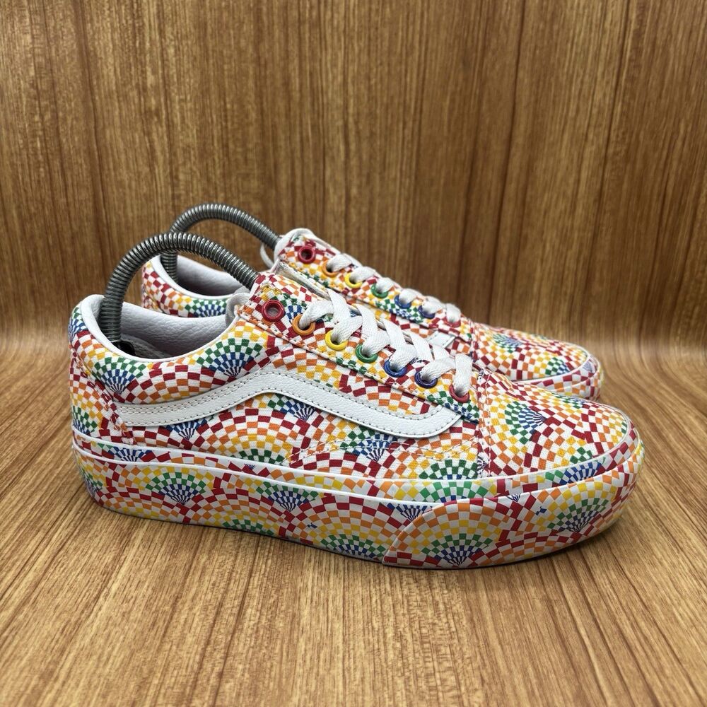 VANS Old Skool Platform Pride Multi Rainbow‎ White Checker Women 8 Men 6.5